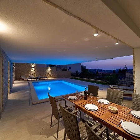 Kuca Bella Apartment
